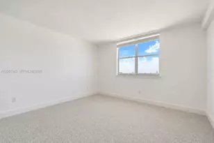401 69th St, Miami Beach, FL 33141 - Photo 5
