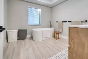 9801 SW 73rd Ct, Pinecrest, FL 33156 - Photo 29