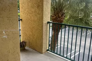 927 Riverside Dr, Coral Springs, FL 33071 - Photo 11