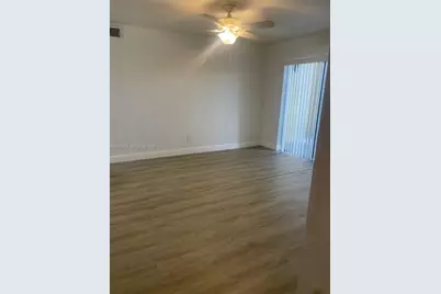 927 Riverside Dr #320, Coral Springs, FL 33071 - Photo 3