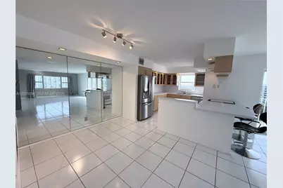 1200 Hibiscus Ave #902, Pompano Beach, FL 33062 - Photo 11