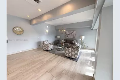 1200 Hibiscus Ave #902, Pompano Beach, FL 33062 - Photo 17