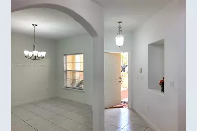 11252 NW 54th Ter, Doral, FL 33178 - Photo 23