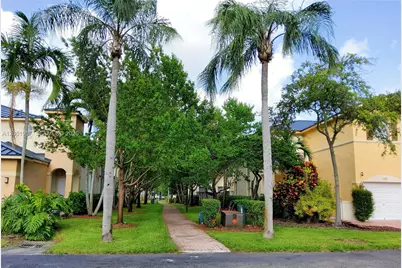 11252 NW 54th Ter, Doral, FL 33178 - Photo 27