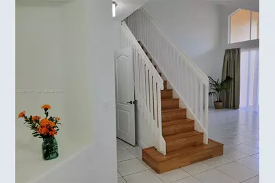11252 NW 54th Ter, Doral, FL 33178 - Photo 3