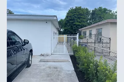 320 NE 160th St #A, Miami, FL 33162 - Photo 15