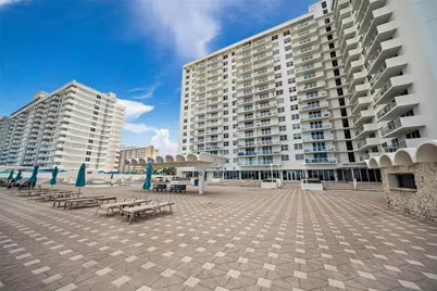 5701 Collins Ave #1415, Miami Beach, FL 33140 - Photo 19