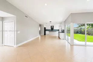 520 SW 167th Terrace, Weston, FL 33326 - Photo 7