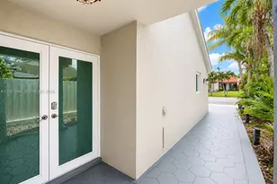520 SW 167th Terrace, Weston, FL 33326 - Photo 3