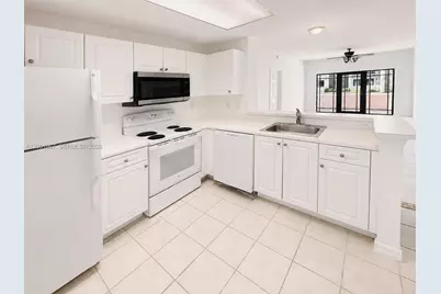 2803 N Sarento Pl #108, Palm Beach Gardens, FL 33410 - Photo 5