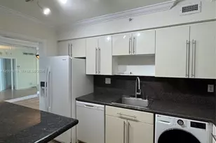 2501 S Ocean Dr, Hollywood, FL 33019 - Photo 9