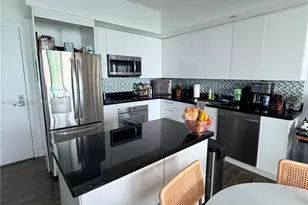 92 SW 3rd St, Miami, FL 33130 - Photo 25