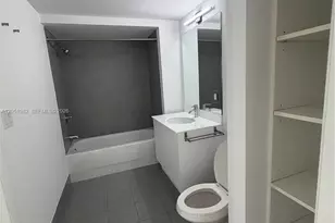 92 SW 3rd St, Miami, FL 33130 - Photo 39