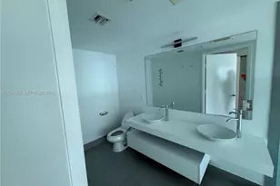 92 SW 3rd St, Miami, FL 33130 - Photo 27