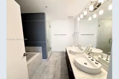 244 Biscayne Blvd #3903, Miami, FL 33132 - Photo 7