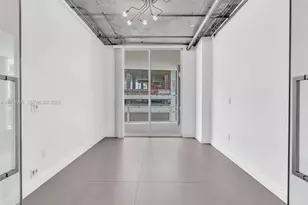 444 NE 30th St, Miami, FL 33137 - Photo 15