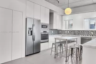 444 NE 30th St, Miami, FL 33137 - Photo 23