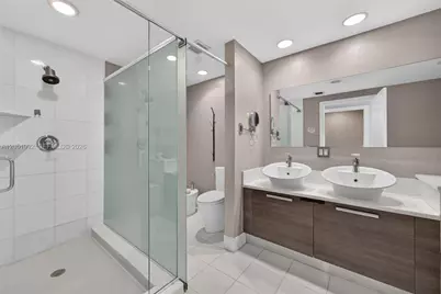 2950 NE 188th St #406, Aventura, FL 33180 - Photo 23