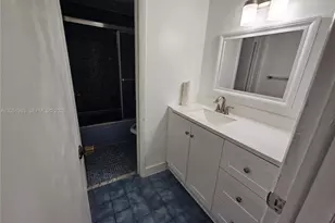 8990 SW 24th St, Miami, FL 33165 - Photo 11