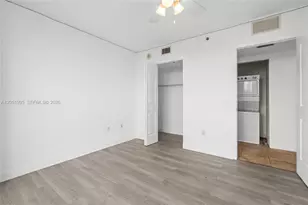 2681 N Flamingo Rd, Sunrise, FL 33323 - Photo 29