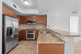2681 N Flamingo Rd, Sunrise, FL 33323 - Photo 11