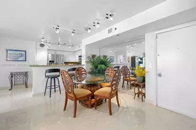 19999 E Country Club Dr #1406, Aventura, FL 33180 - Photo 13
