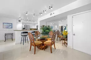 19999 E Country Club Dr, Aventura, FL 33180 - Photo 13