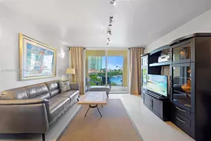 19999 E Country Club Dr, Aventura, FL 33180 - Photo 5