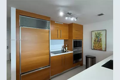 475 Brickell Ave #3207, Miami, FL 33131 - Photo 3