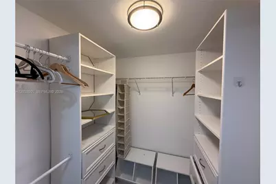 475 Brickell Ave #3207, Miami, FL 33131 - Photo 15