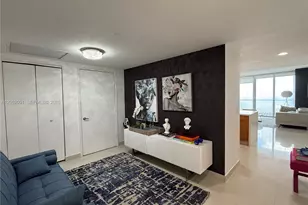 475 Brickell Ave, Miami, FL 33131 - Photo 9