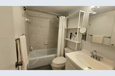 1980 S Ocean Dr #4L, Hallandale Beach, FL 33009 - Photo 13