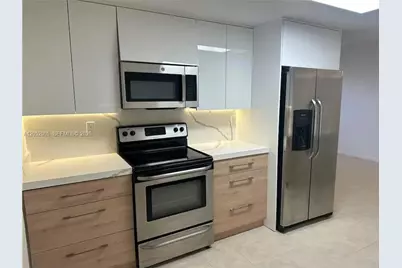 910 Bay Dr #9, Miami Beach, FL 33141 - Photo 13