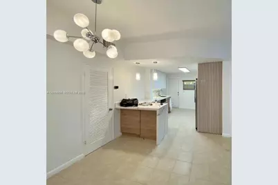 910 Bay Dr #9, Miami Beach, FL 33141 - Photo 9