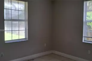 9754 NW 26th Ave, Miami, FL 33147 - Photo 9