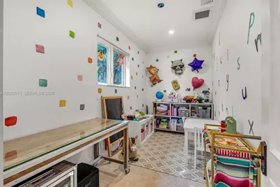 168 Morningside Dr, Coral Gables, FL 33133 - Photo 13