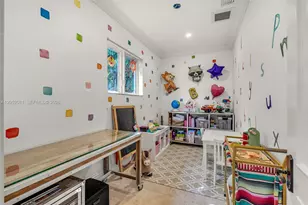168 Morningside Dr, Coral Gables, FL 33133 - Photo 13