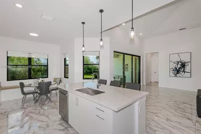 12835 Bayside Ct, Parkland, FL 33076 - Photo 11