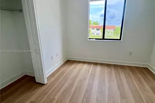 825 NE 211th St, Miami, FL 33179 - Photo 11