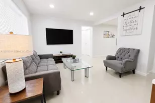 1723 Wiley St, Hollywood, FL 33020 - Photo 13