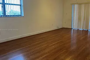 9794 Nob Hill Ct, Sunrise, FL 33351 - Photo 3