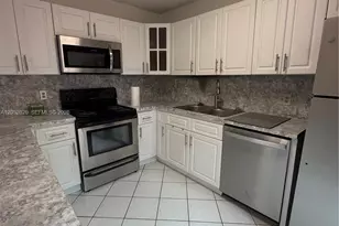 2563 Camelot, Cooper City, FL 33026 - Photo 5
