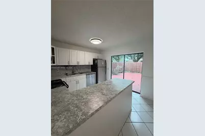2563 Camelot #2563, Cooper City, FL 33026 - Photo 3