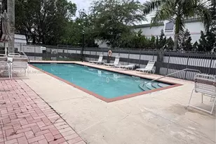9990 NW 19th Pl, Sunrise, FL 33322 - Photo 23