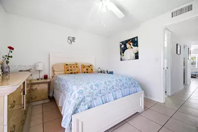 9101 Sunrise Lakes Blvd #218, Sunrise, FL 33322 - Photo 11
