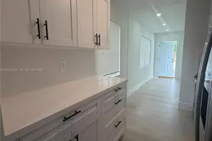 2002 NW 87th St, Miami, FL 33147 - Photo 13