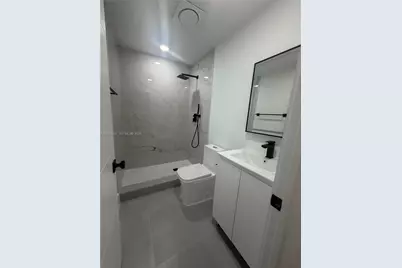 2002 NW 87th St, Miami, FL 33147 - Photo 19