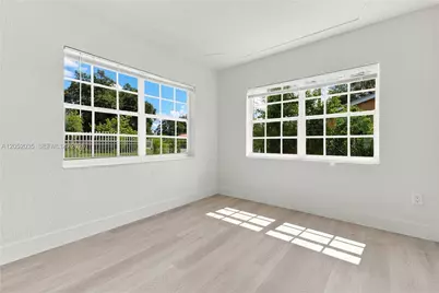 2002 NW 87th St, Miami, FL 33147 - Photo 11