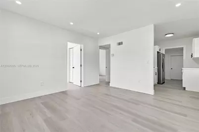 2002 NW 87th St, Miami, FL 33147 - Photo 9