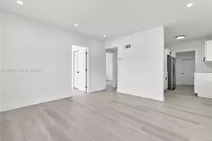 2002 NW 87th St, Miami, FL 33147 - Photo 9